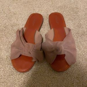 American Eagle Suede Sandals